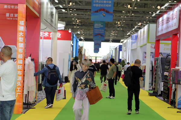 新形勢、新機遇，2025柯橋春季國際紡博會拉開帷幕，全方位展示中國紡織發(fā)展的強韌