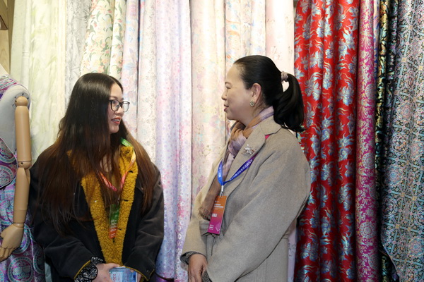  教授老總與金獎設(shè)計師老總的美麗邂逅，將會為時尚界帶來怎樣的驚喜？